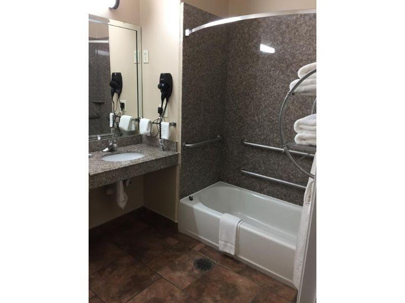 Scottish Inn And Suites Кейти Экстерьер фото